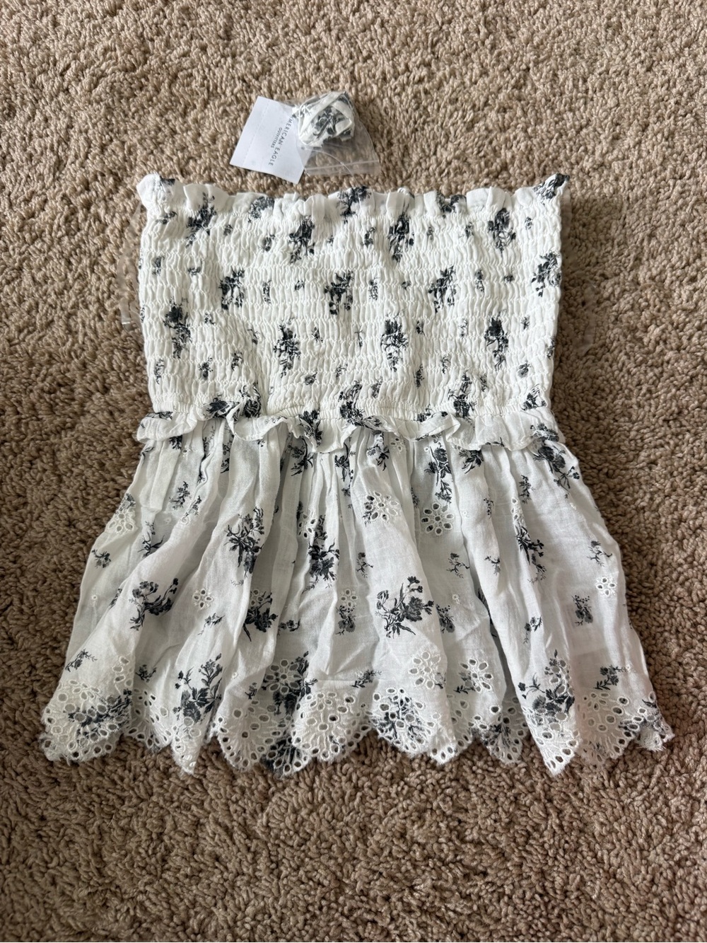 American Eagle White & Black Floral Eyelet Strapless Tube Top NWT